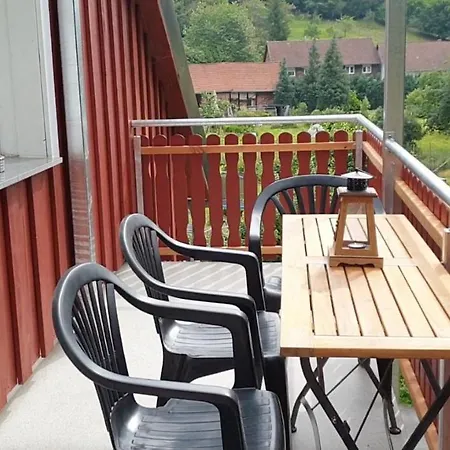 Apartment Mit Balkon Direkt Am Wald Und Wanderweg Ruhe Pur 2 Og